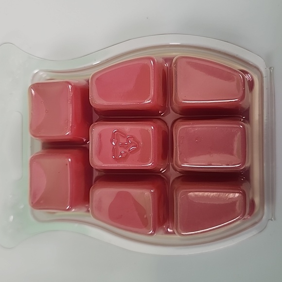 NEW, Lot of 2 Scentsy, Believe in your dreams Warmer and Bubblegum Scentsy Bar - Picture 2 of 11